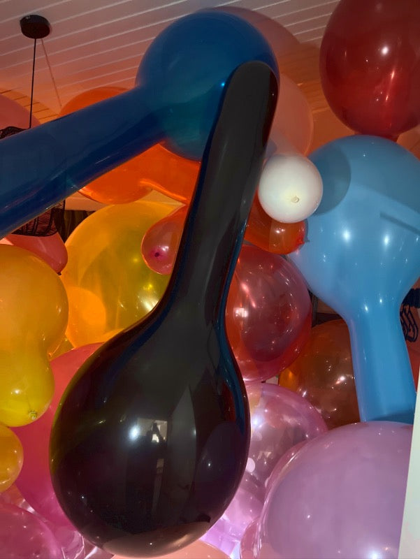 WB20 XLN Black – 59Balloons